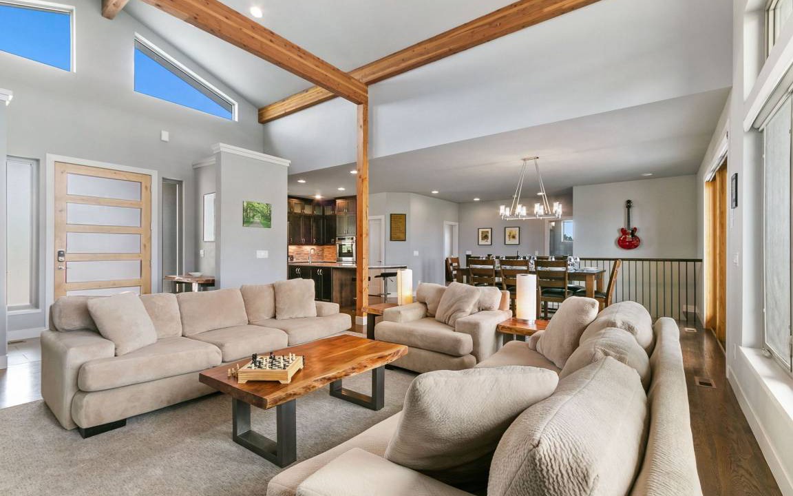 Photo of Livingroom in Galeton