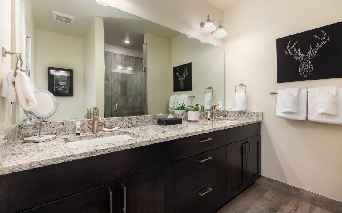 Photo of Bathroom in Dillon
