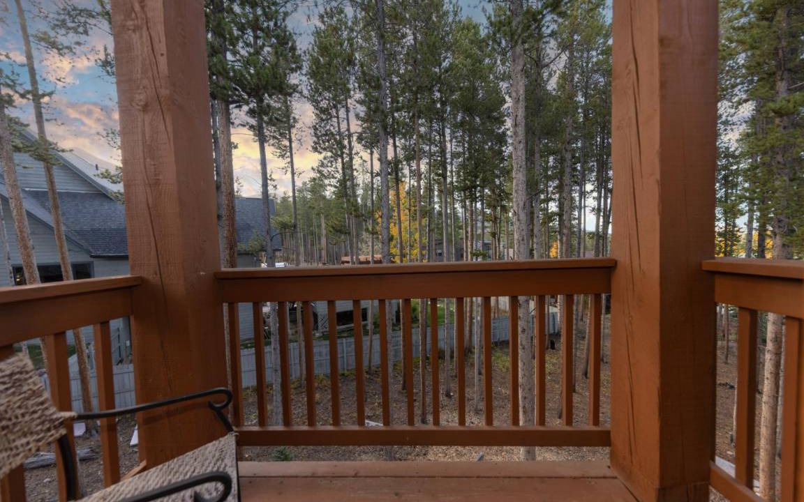 Photo of Patio Balcony in Peak 8
