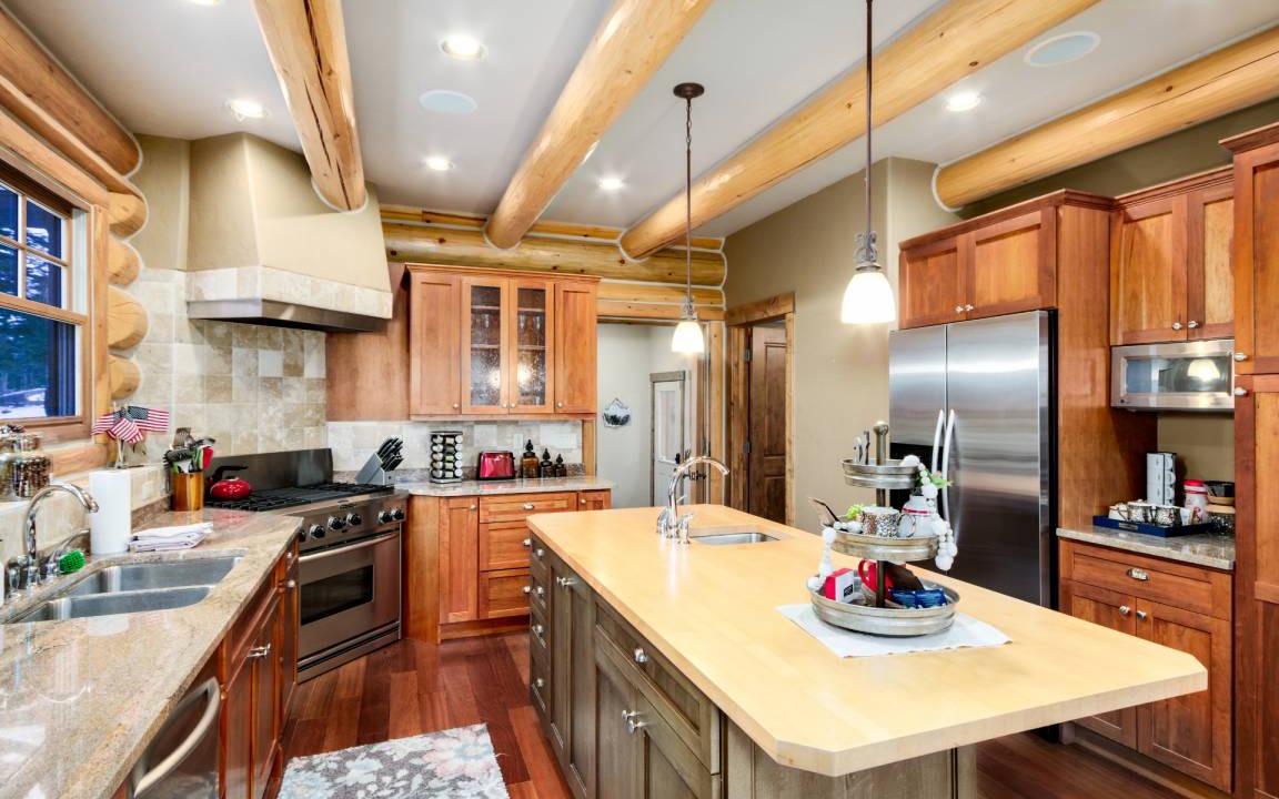 Photo of Kitchen in Quandary Village