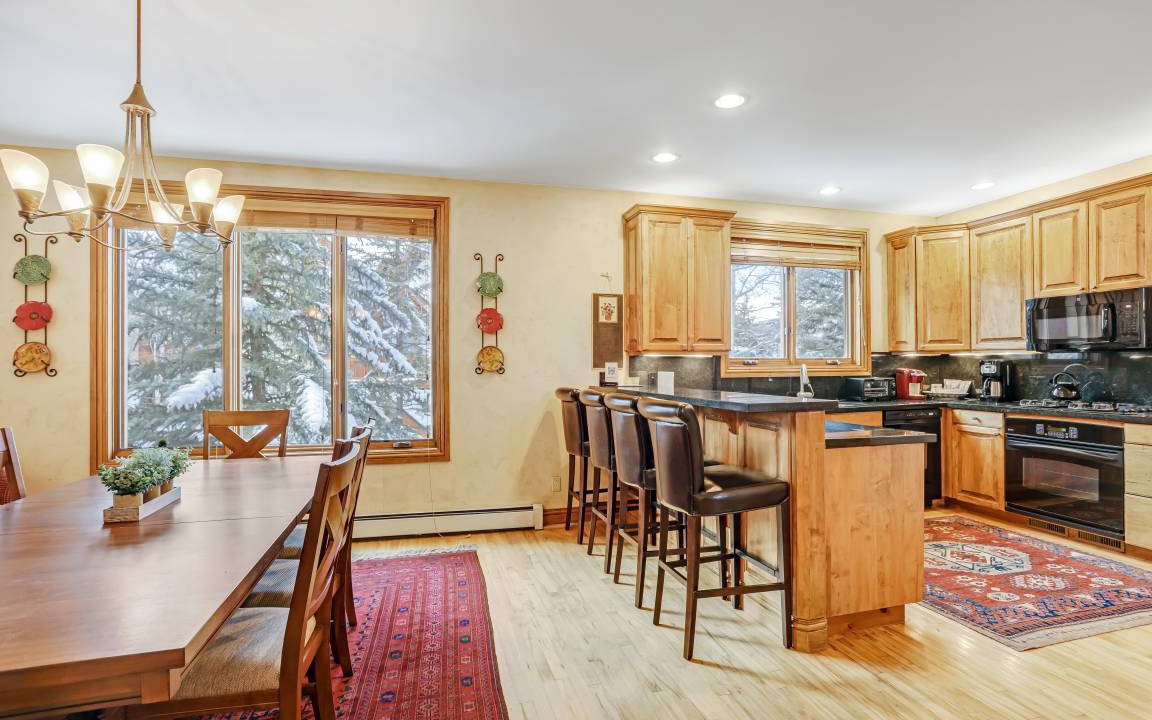 Photo of Kitchen in Edwards
