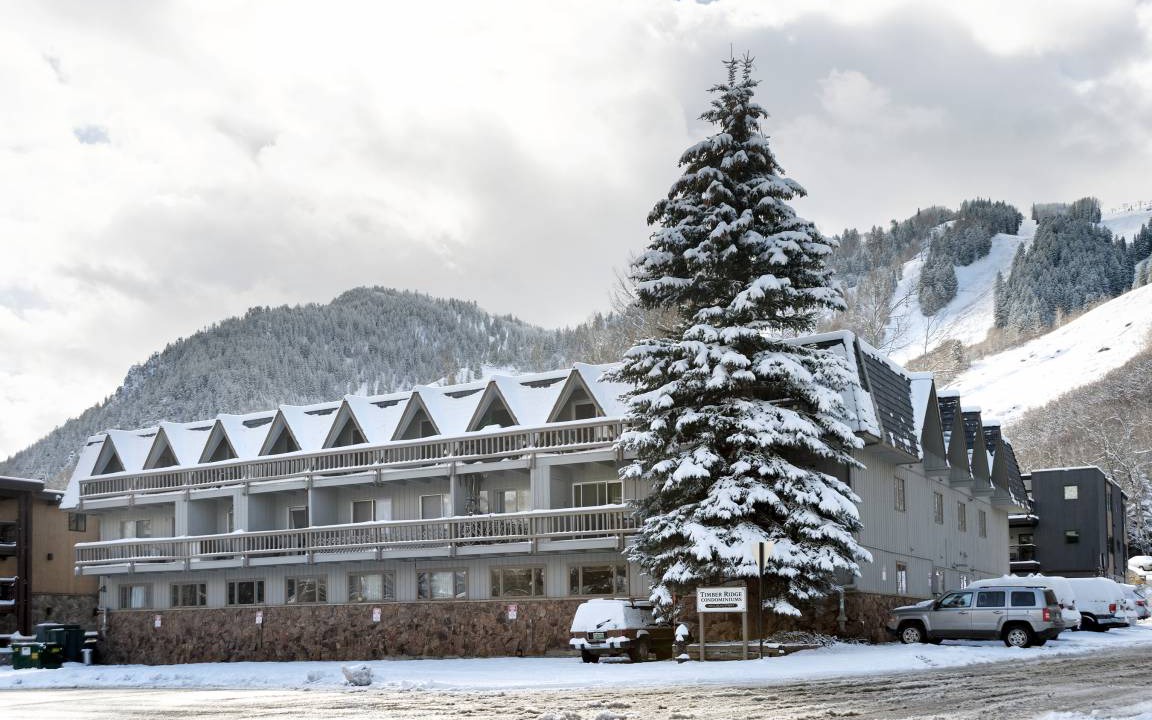 Photo of Others in Aspen