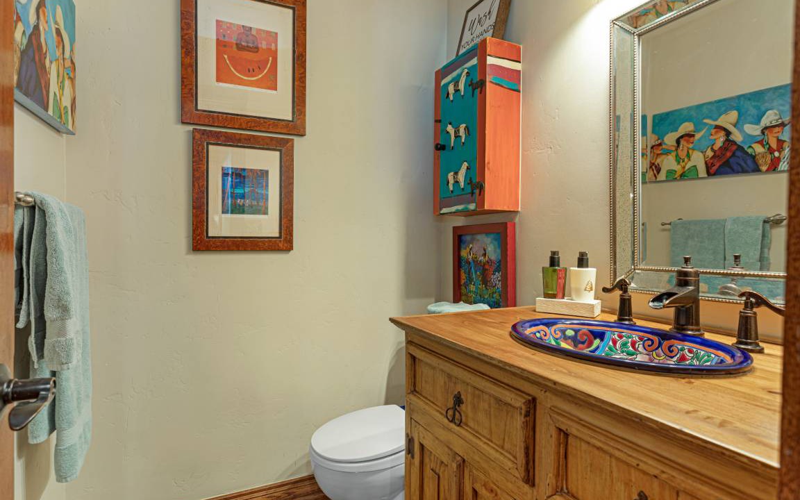 Photo of Bathroom in Highland Meadows