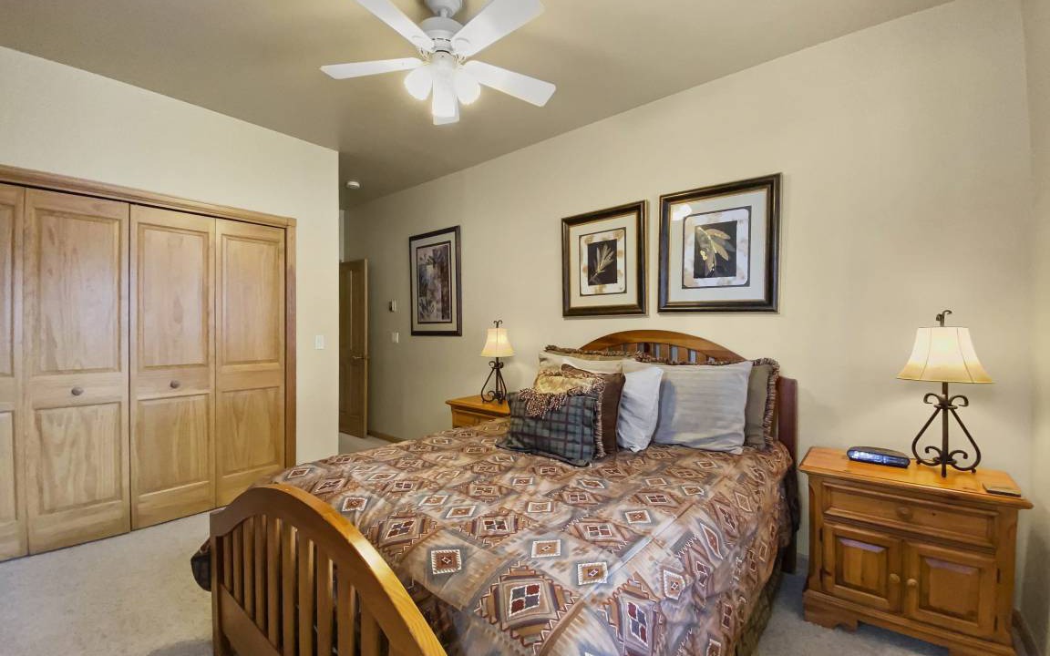 Photo of Bedroom in Warrior's Mark West