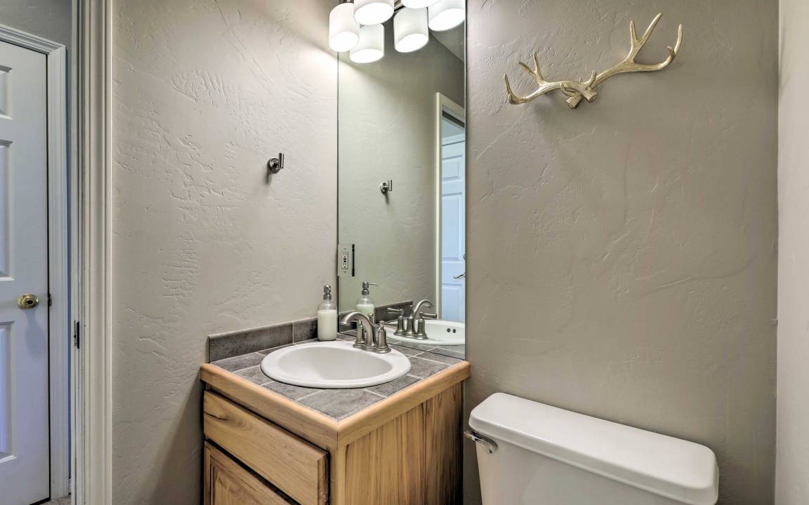 Photo of Bathroom in El Jebel
