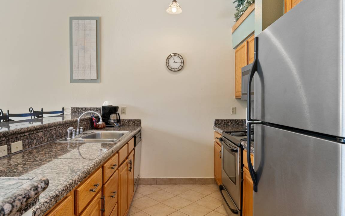 Photo of Kitchen in Lakeside Village