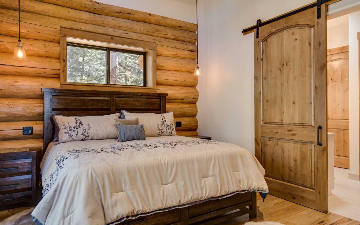 Photo of Bedroom in Breckenridge Park Estates