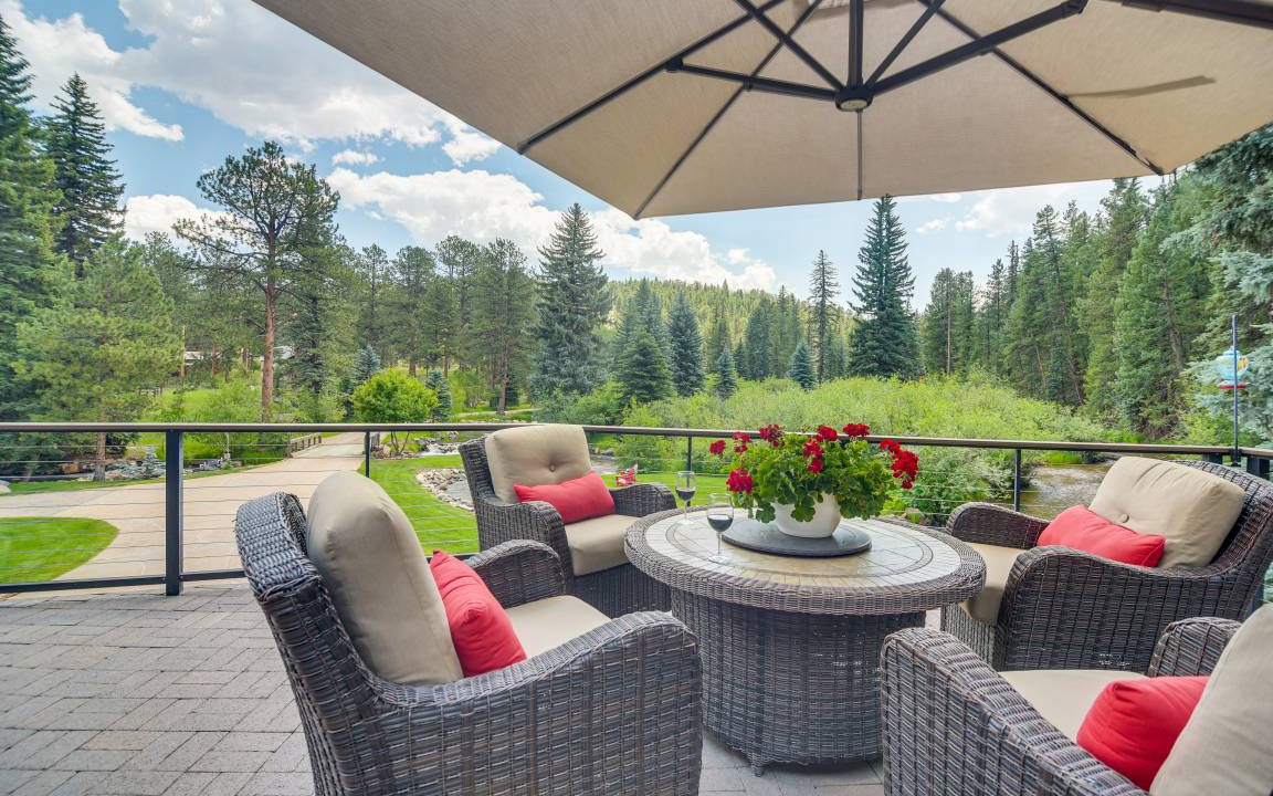 Photo of Patio Balcony in Evergreen