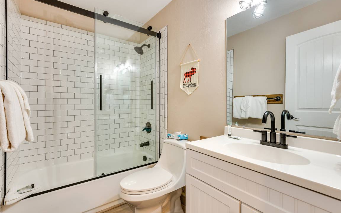 Photo of Bathroom in Warrior's Mark
