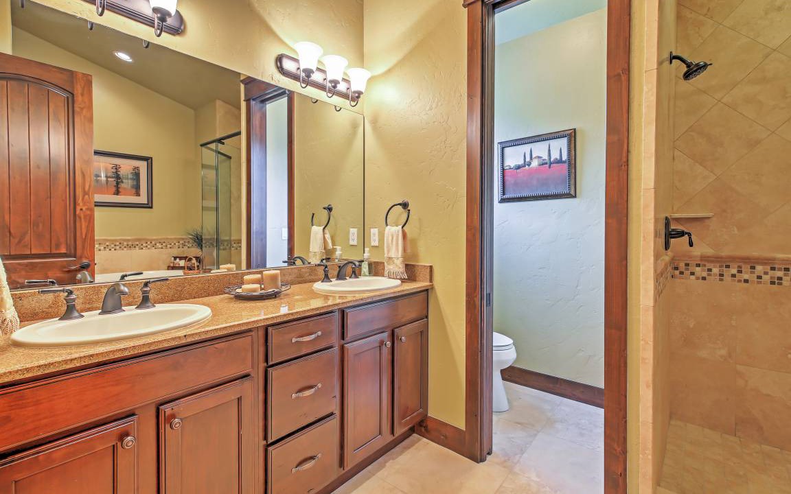Photo of Bathroom in Fraser