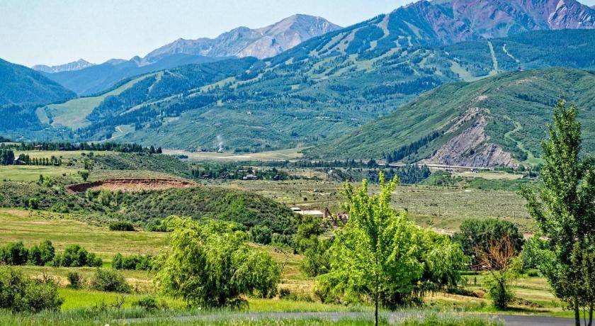 Photo of Others in Snowmass Village