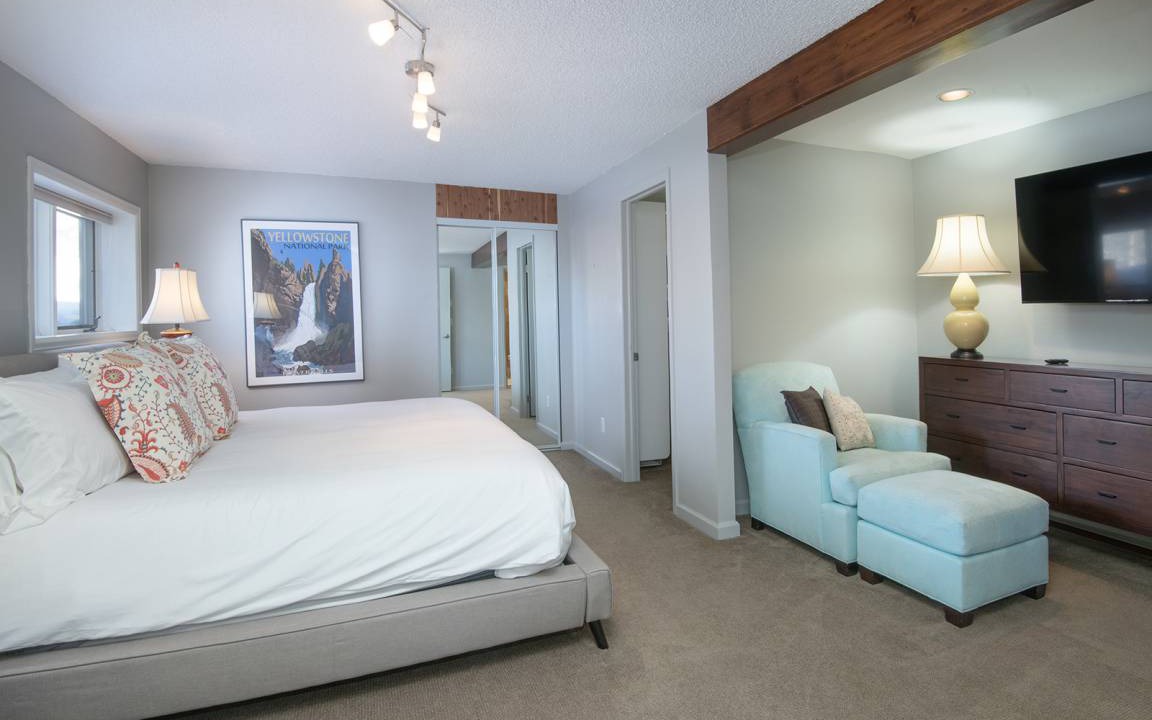 Photo of Bedroom in Highland Meadows