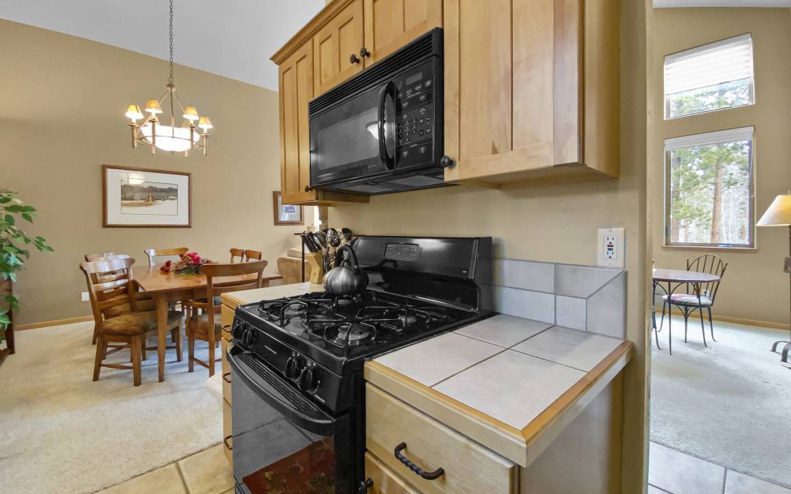 Photo of Kitchen in Warrior's Mark West