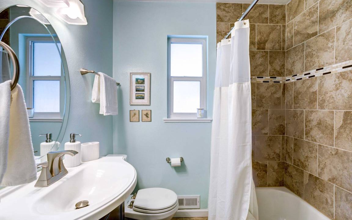 Photo of Bathroom in Northeast Park Hill
