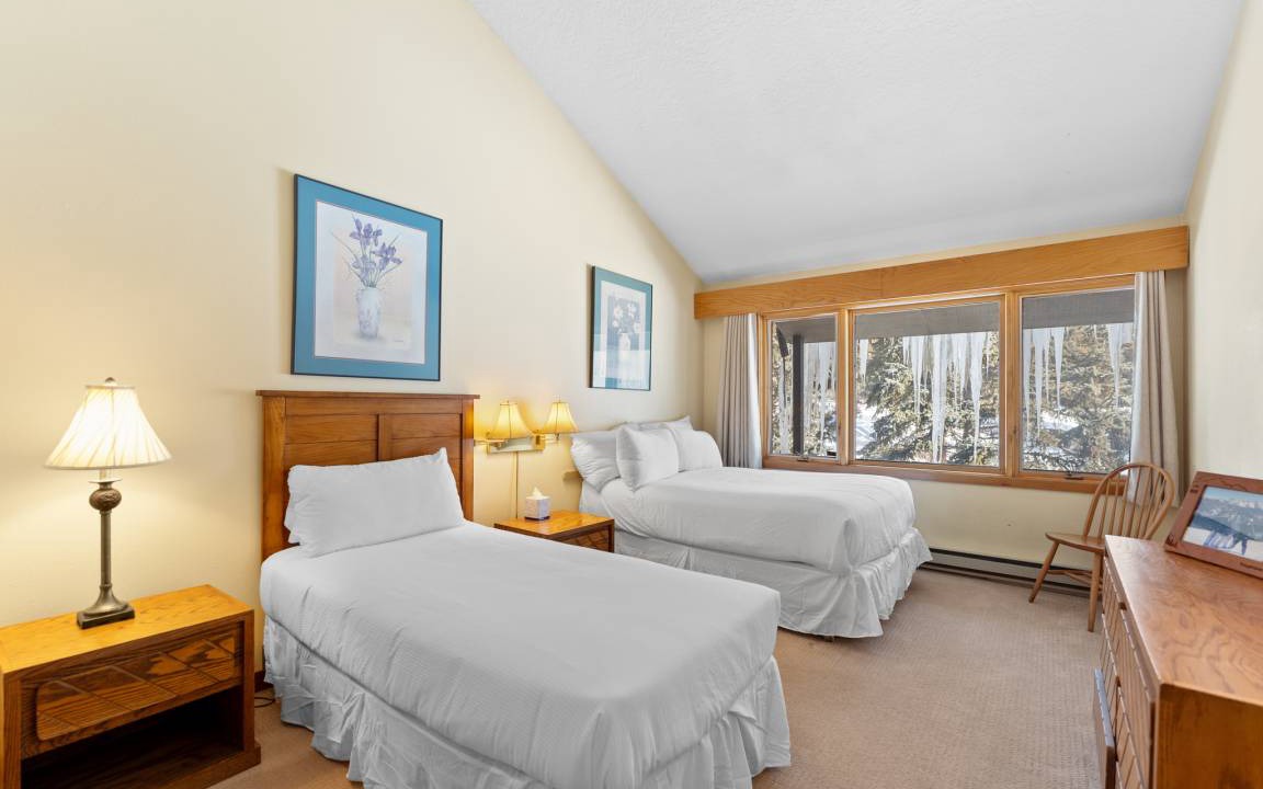 Photo of Bedroom in Lakeside Village