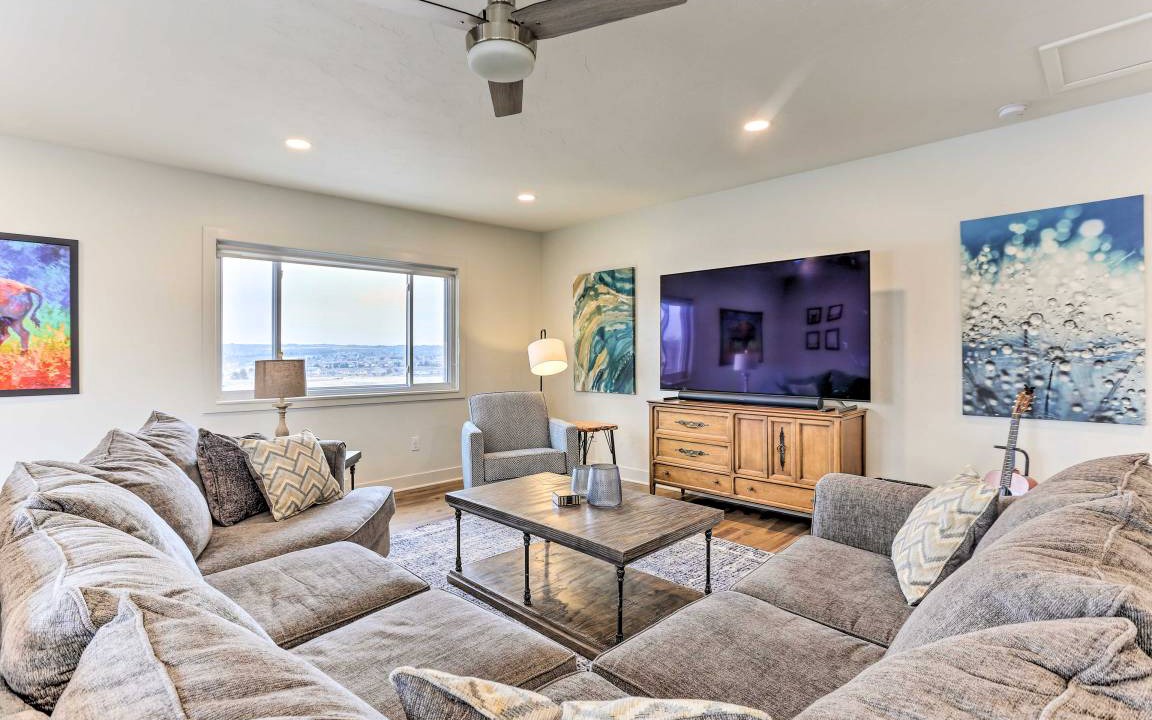 Photo of Livingroom in Castle Rock