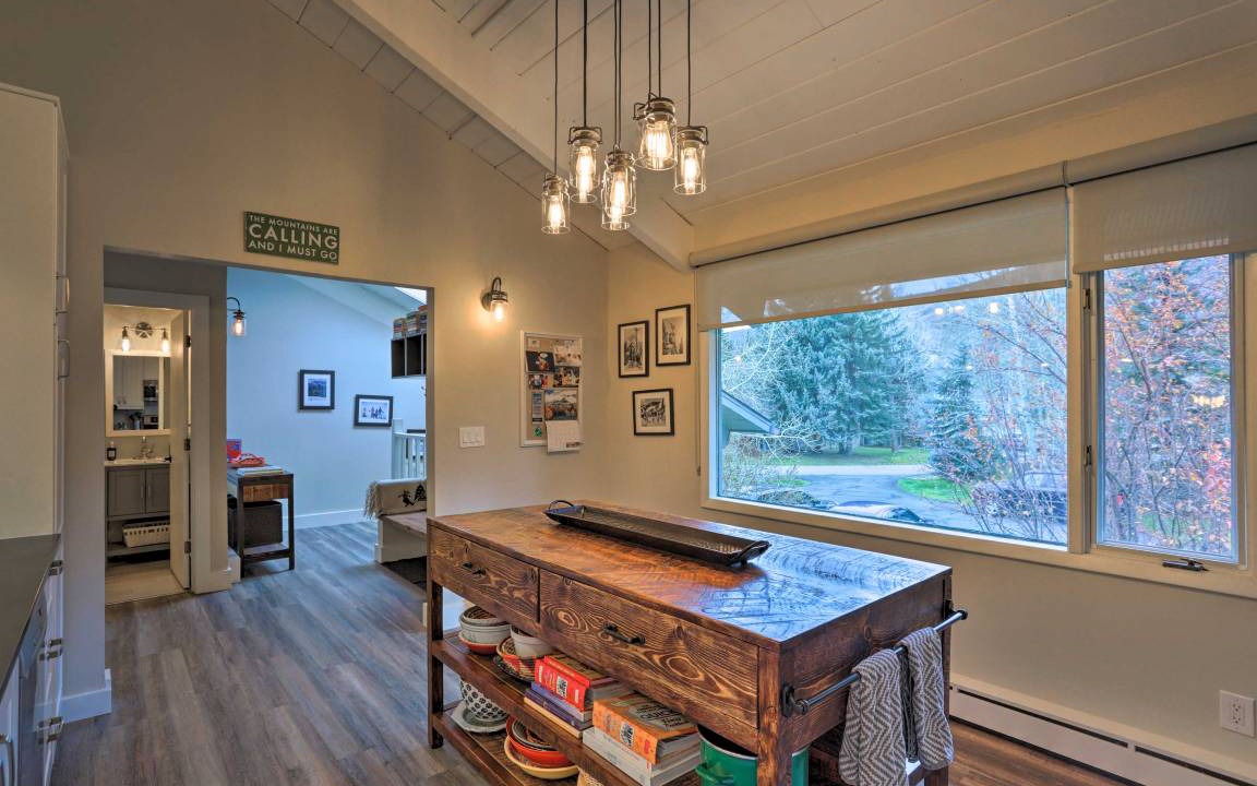 Photo of Livingroom in Eagle-Vail