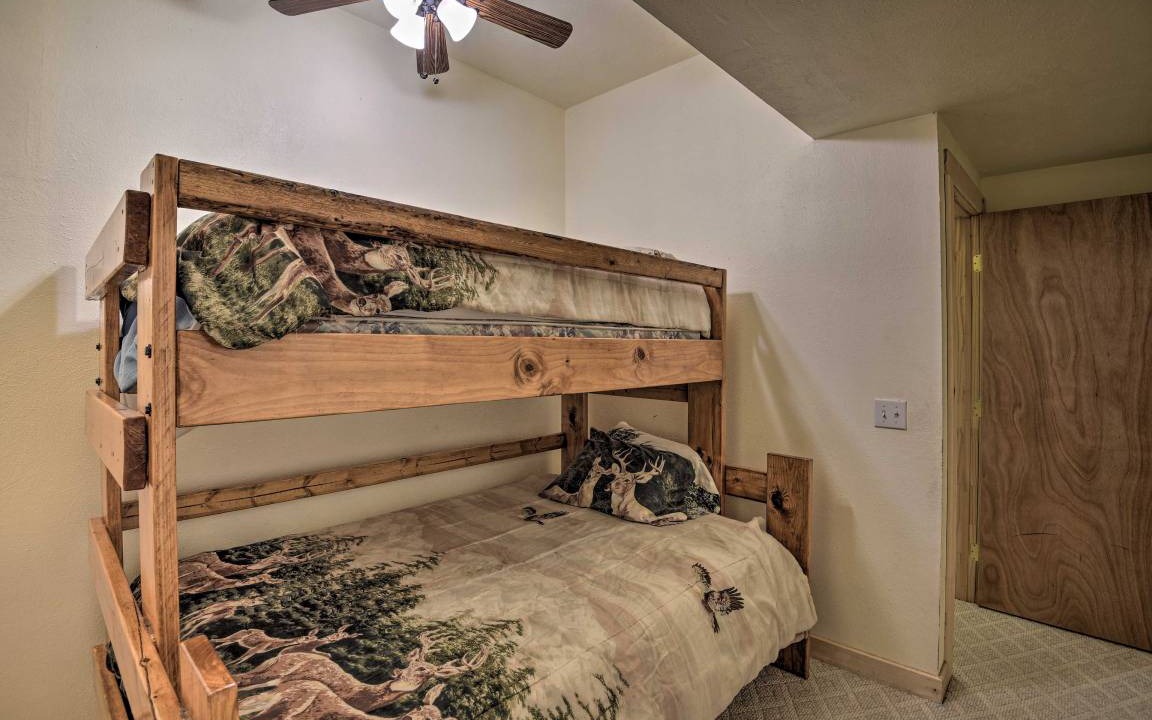 Photo of Bedroom in Ponderosa Pines