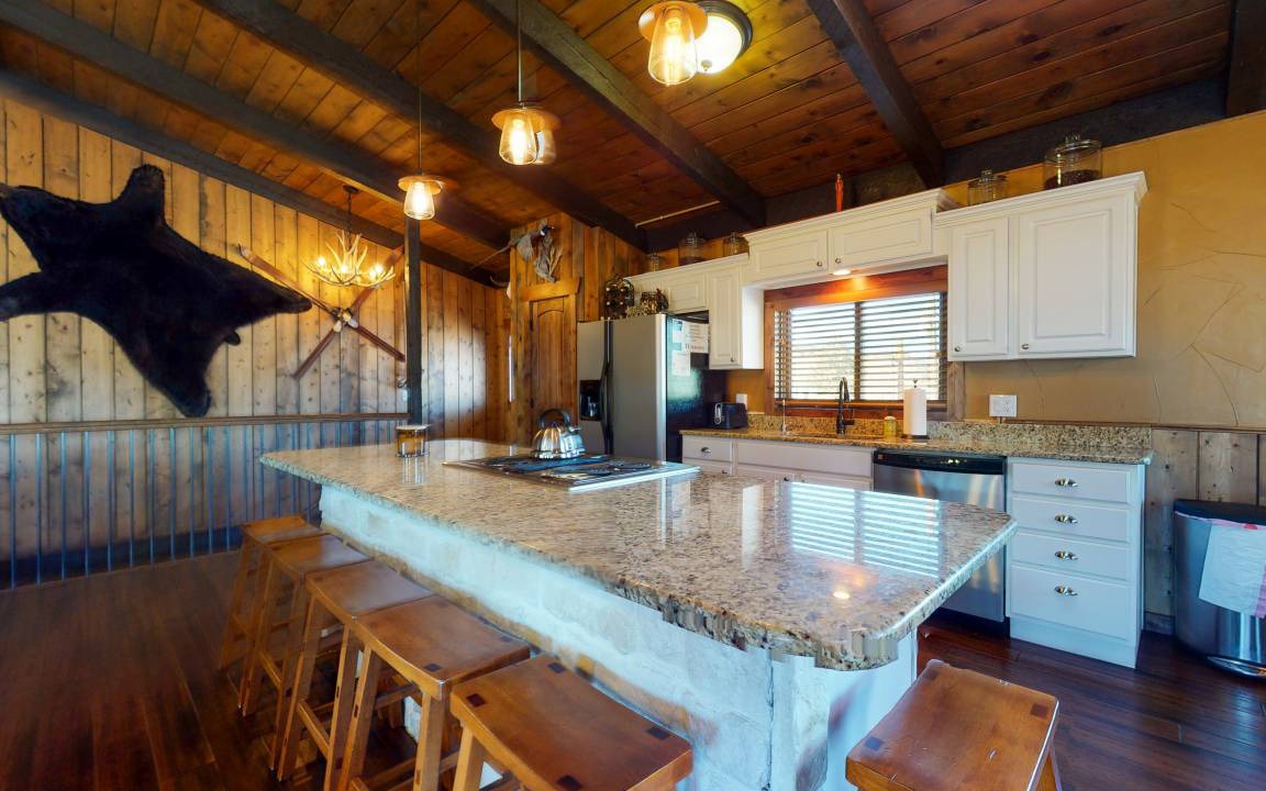 Photo of Kitchen in Ponderosa Pines