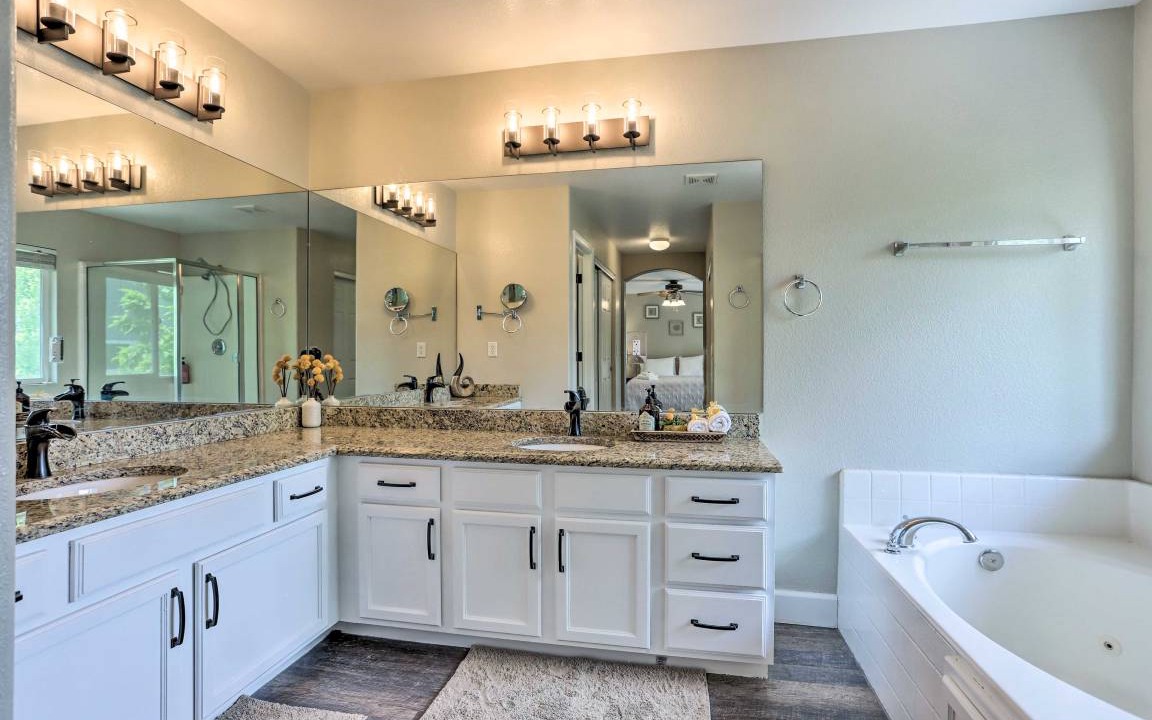 Photo of Bathroom in Thornton
