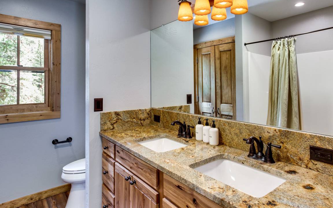Photo of Bathroom in Almont