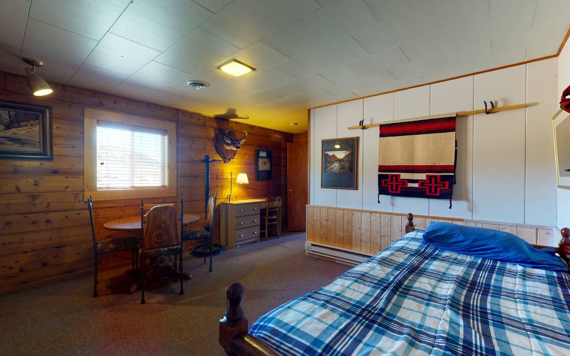 Photo of Bedroom in South Fork