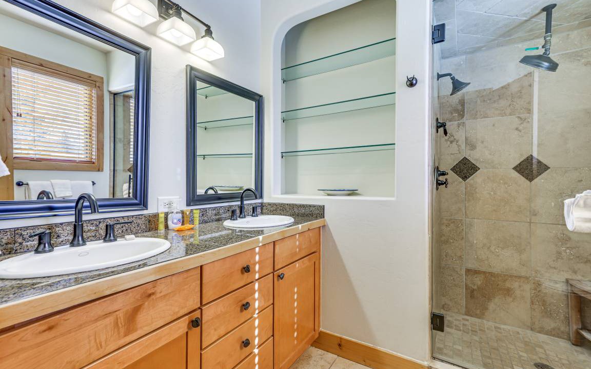 Photo of Bathroom in Frisco