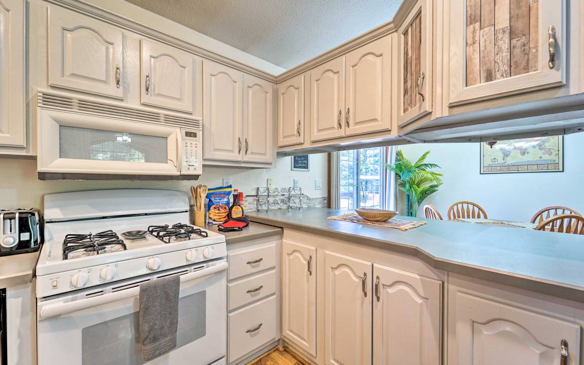 Photo of Kitchen in Forest Lakes