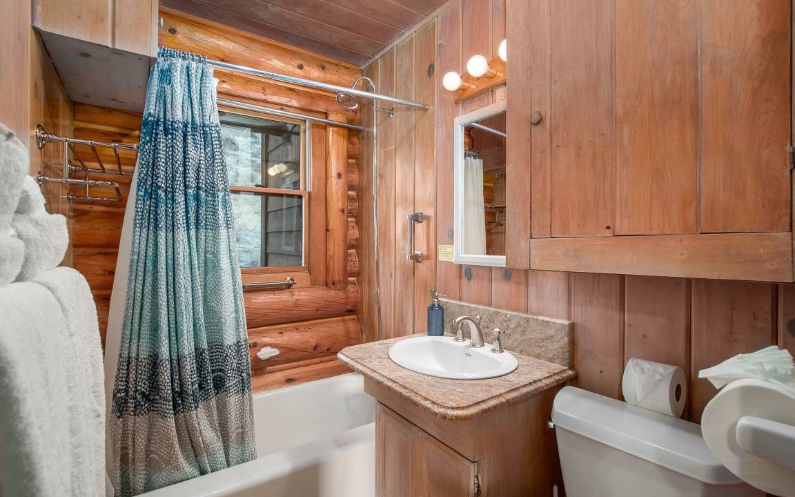 Photo of Bathroom in Estes Park