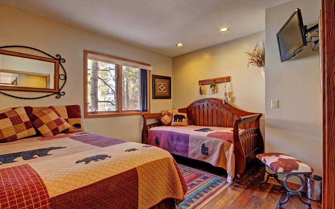 Photo of Bedroom in Warrior's Mark West
