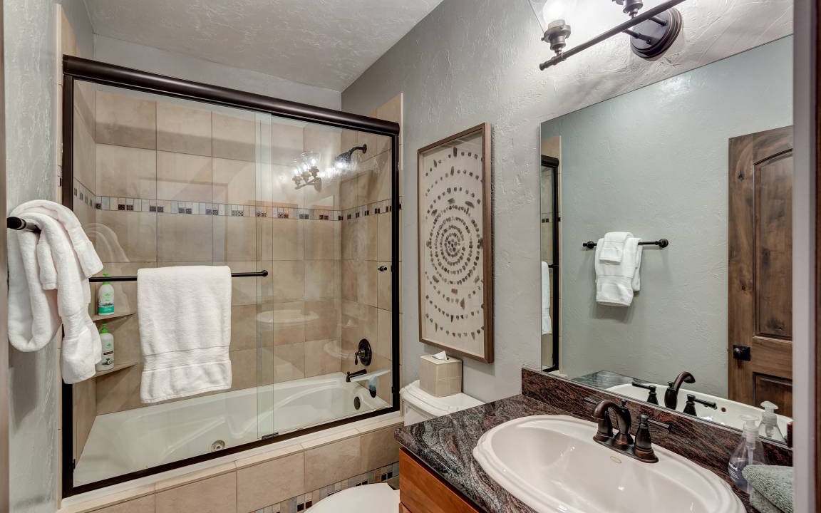 Photo of Bathroom in Vista Point