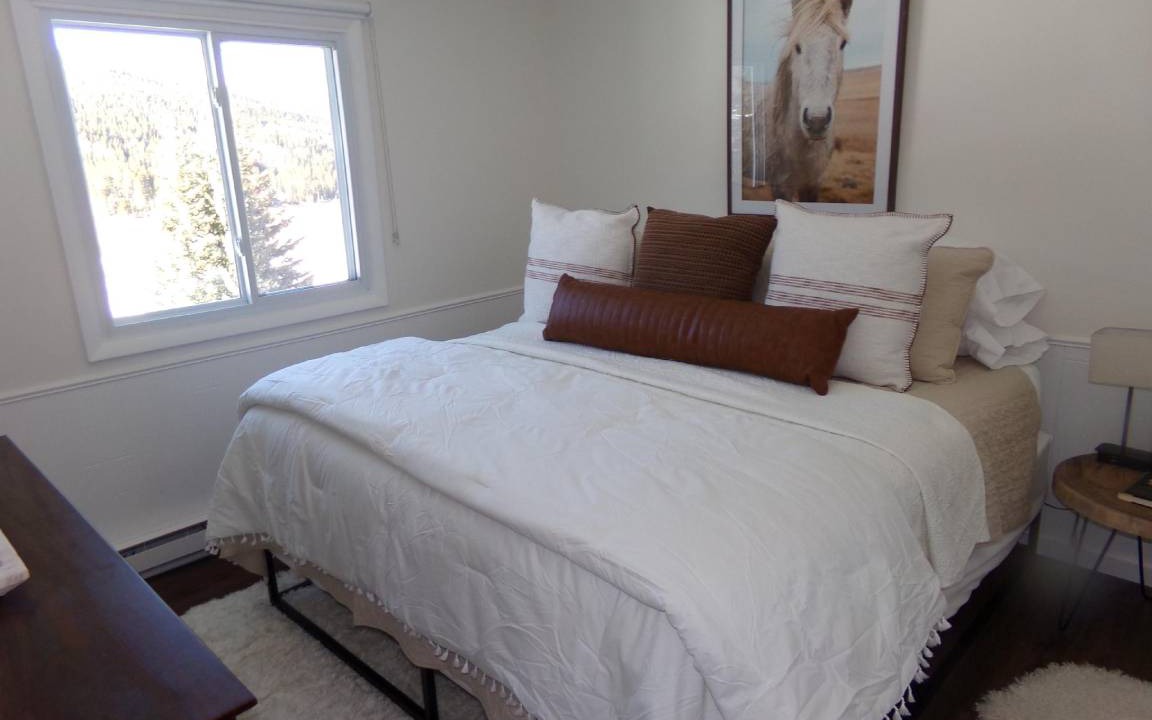 Photo of Bedroom in Blue River