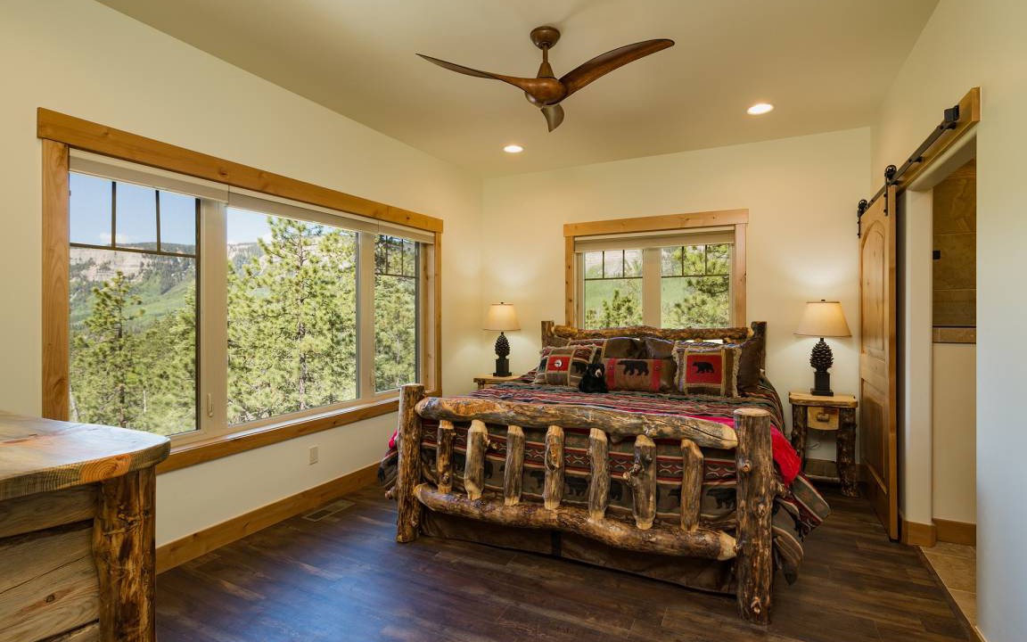 Photo of Bedroom in Columbine Lake