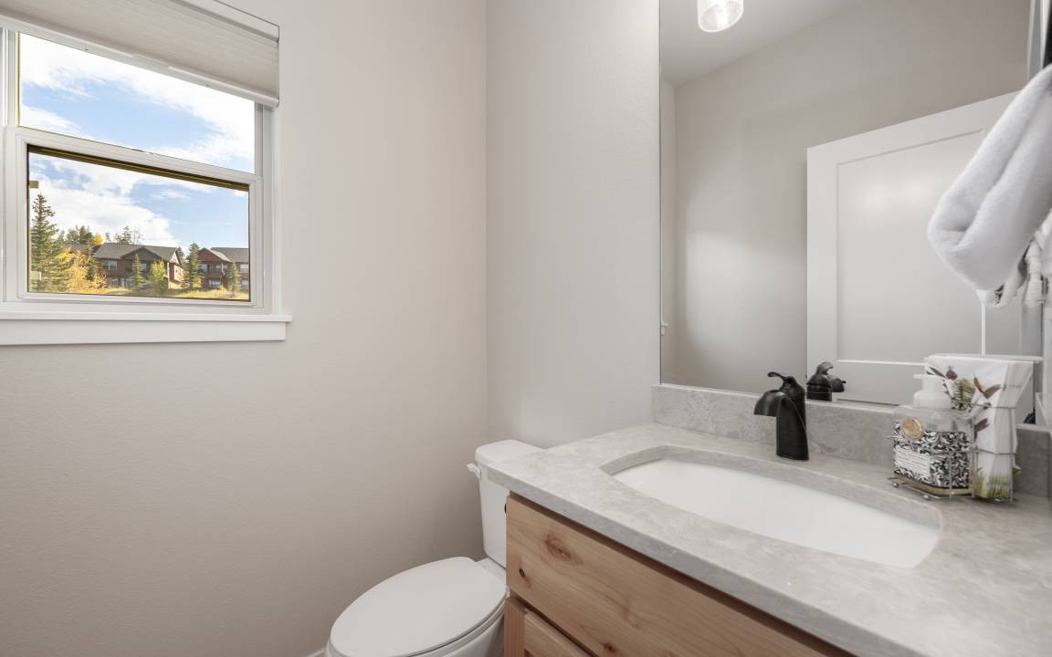 Photo of Bathroom in Rendezvous