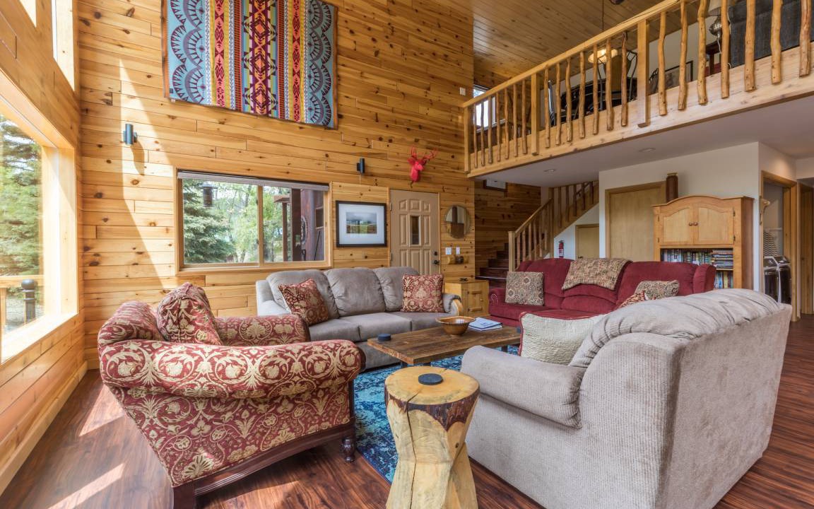 Photo of Livingroom in South Fork