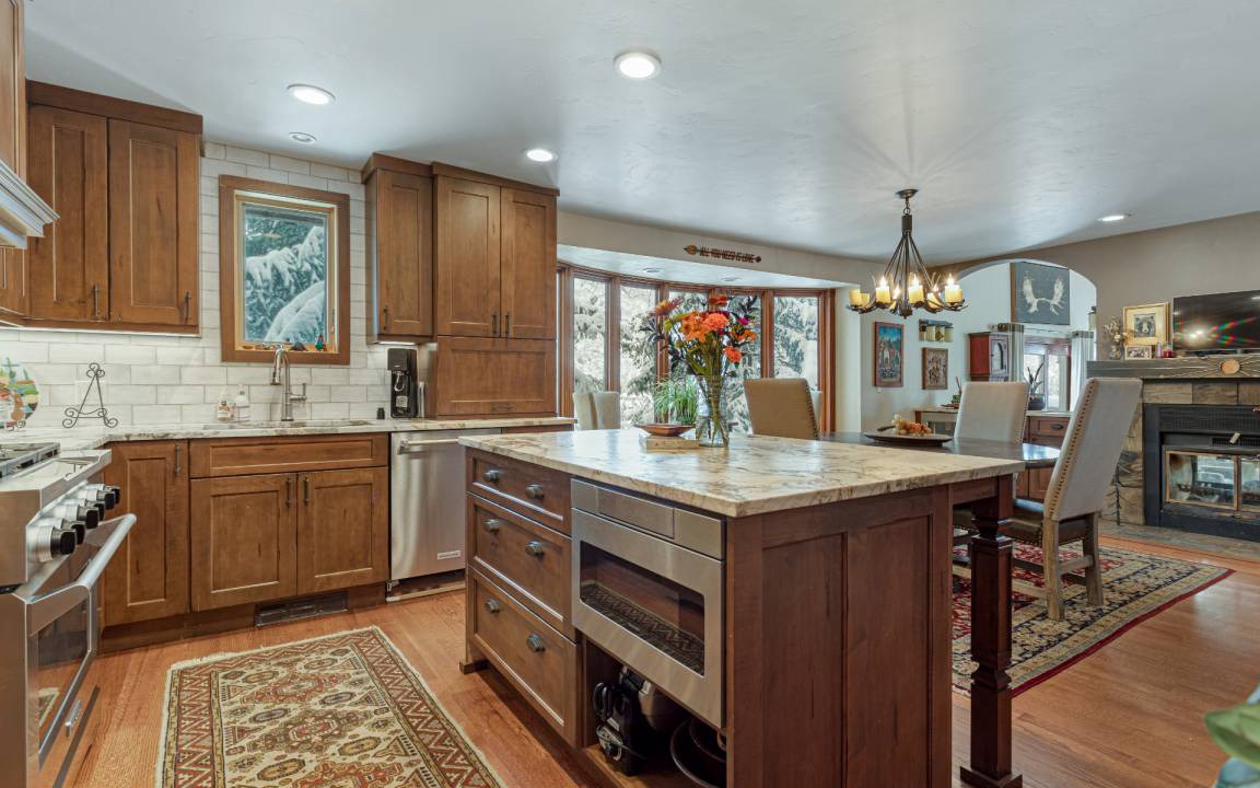 Photo of Kitchen in Highland Meadows