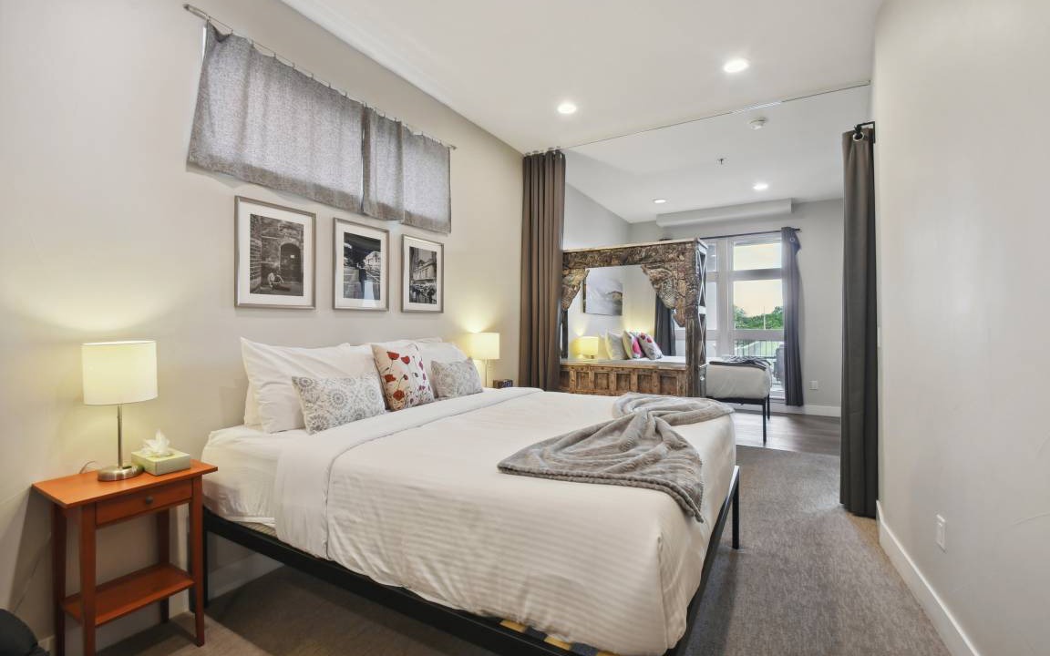 Photo of Bedroom in River North Art District