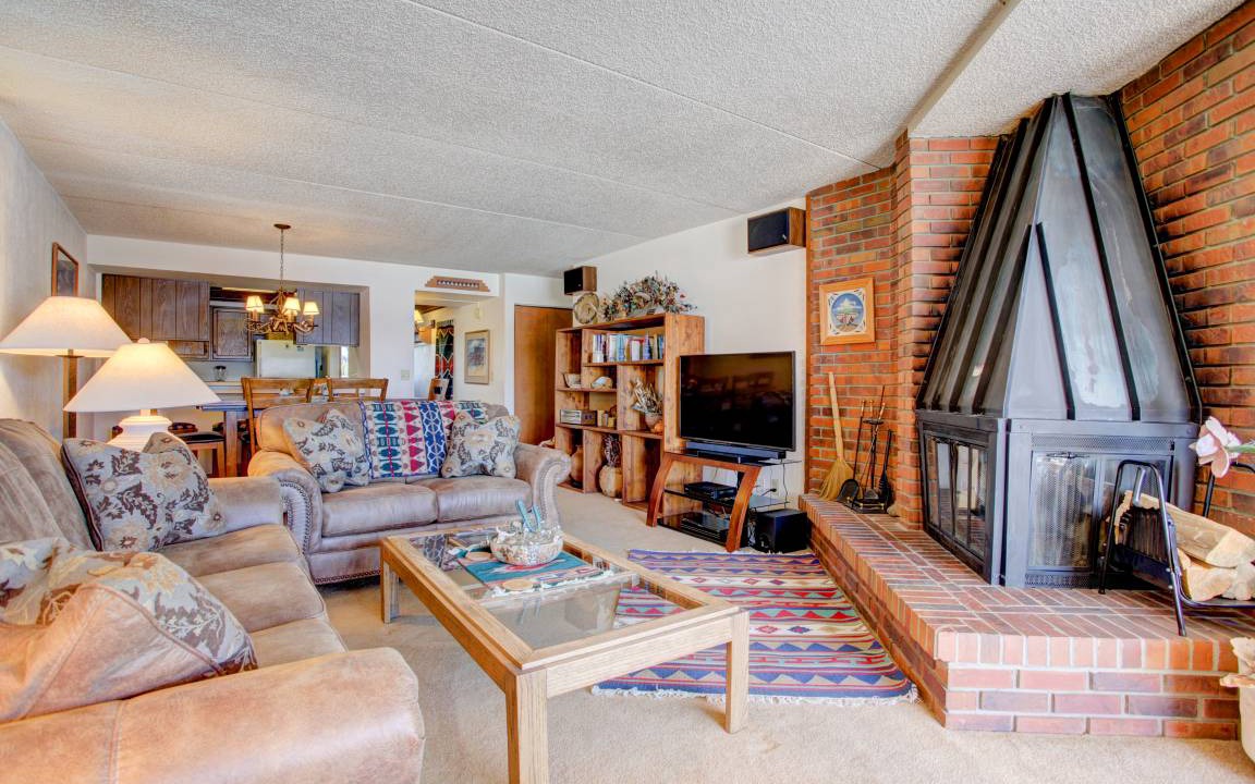 Photo of Livingroom in Dillon
