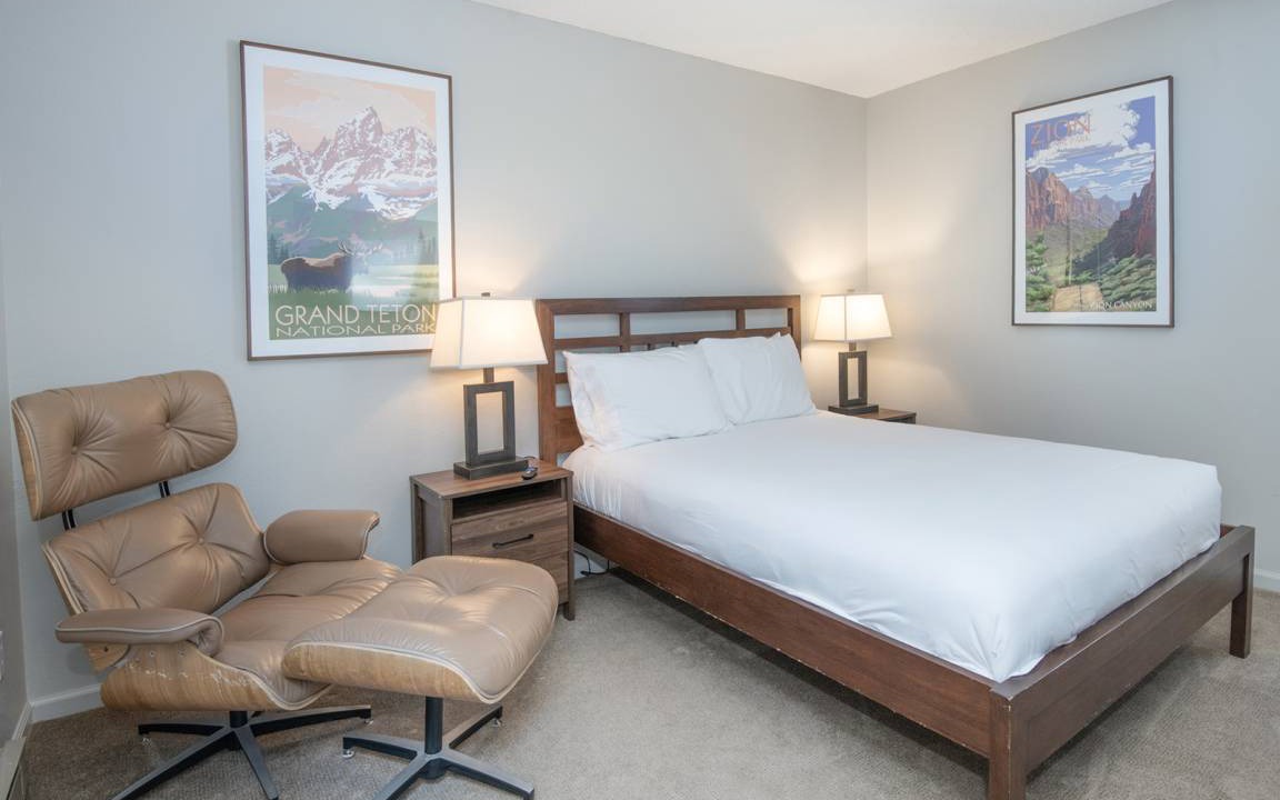 Photo of Bedroom in Highland Meadows