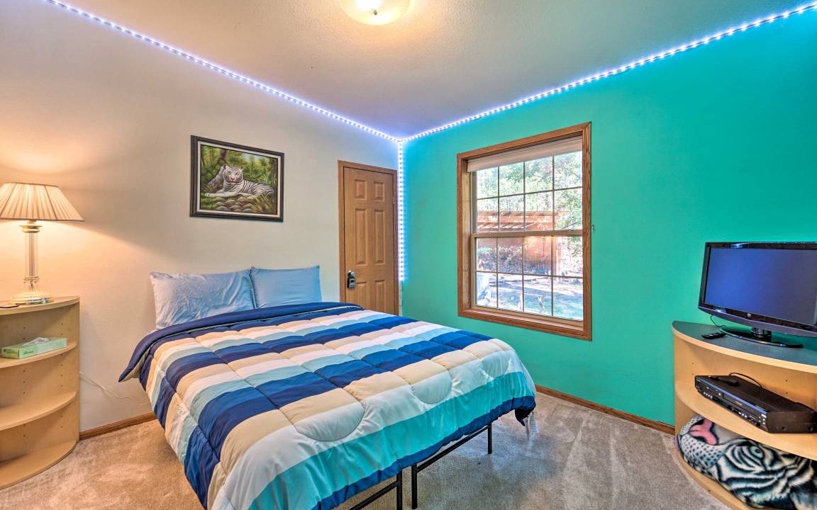 Photo of Bedroom in Forest Lakes