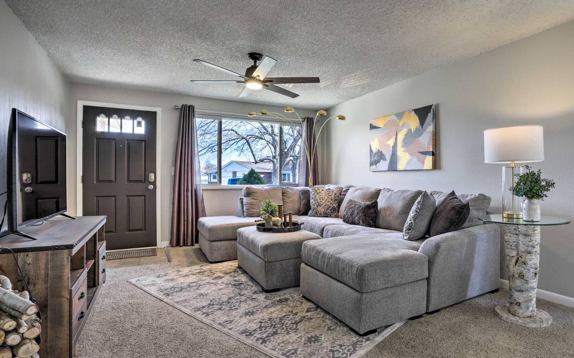 Photo of Livingroom in Loveland
