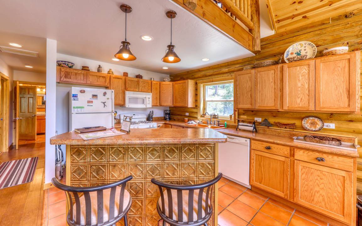 Photo of Kitchen in Columbine Lake