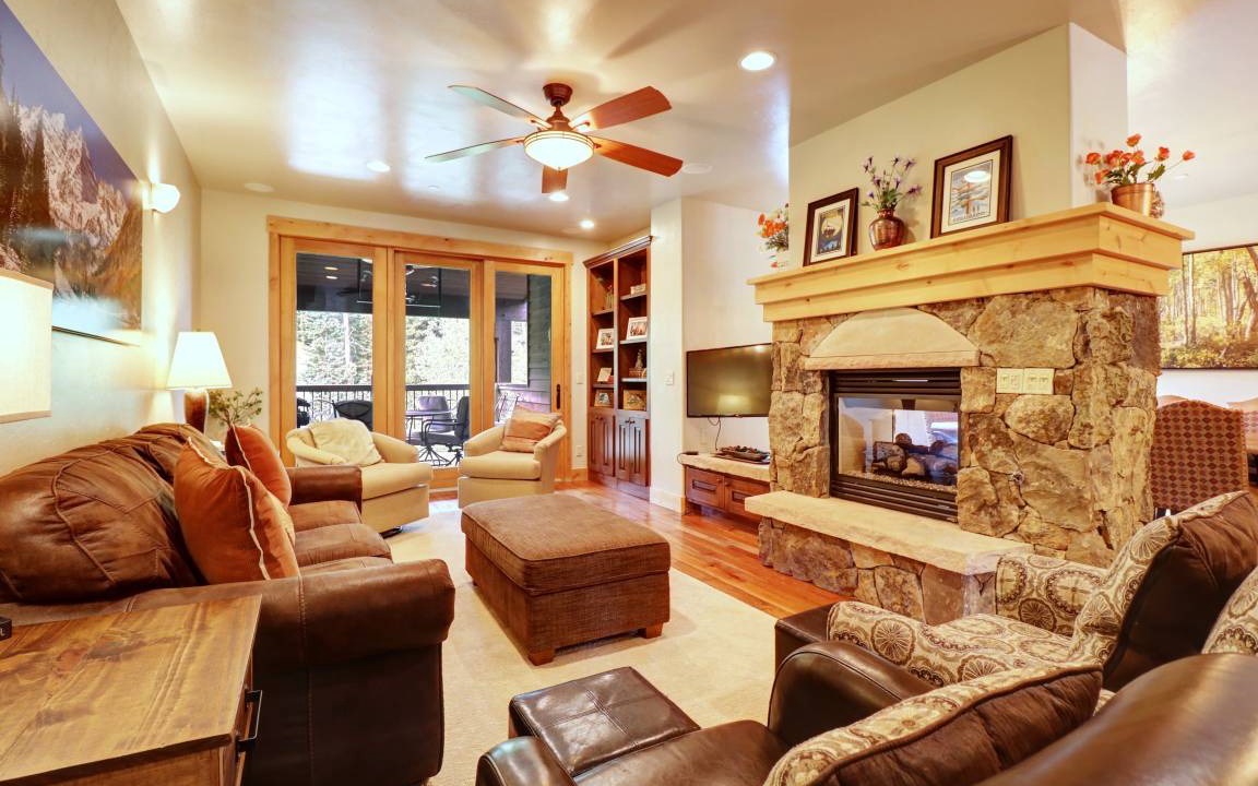 Photo of Livingroom in Copper Mountain Village