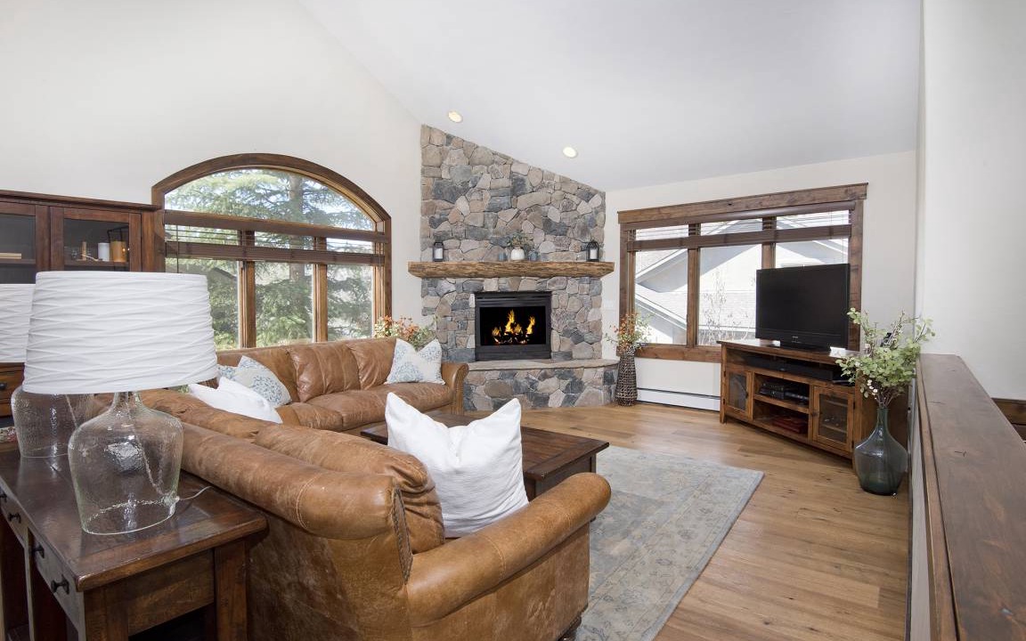 Photo of Livingroom in Vail