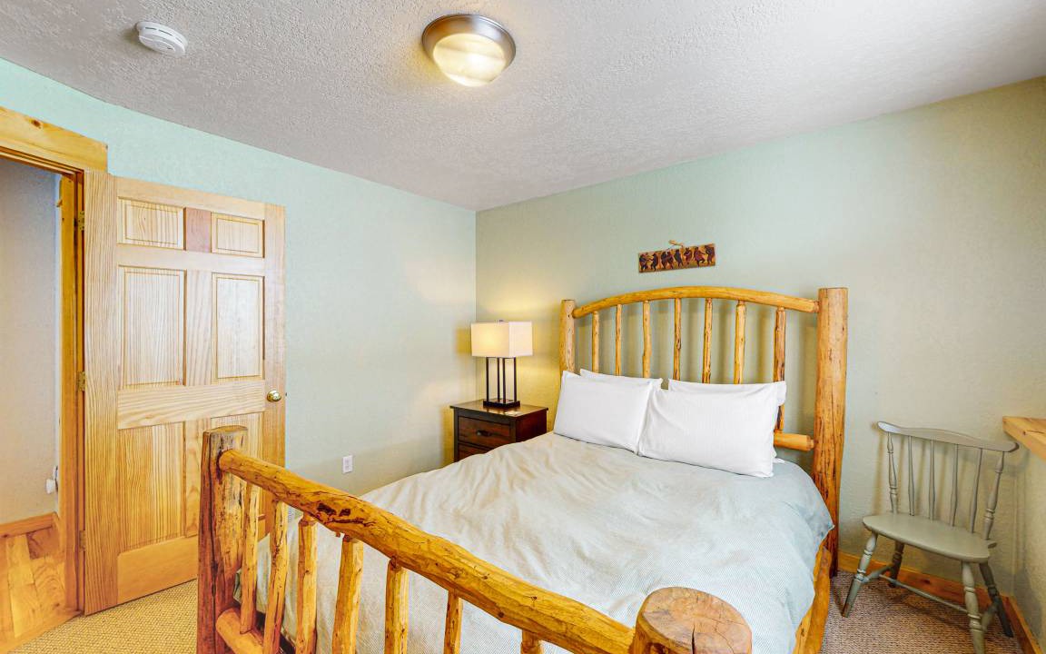 Photo of Bedroom in Sunset Ridge