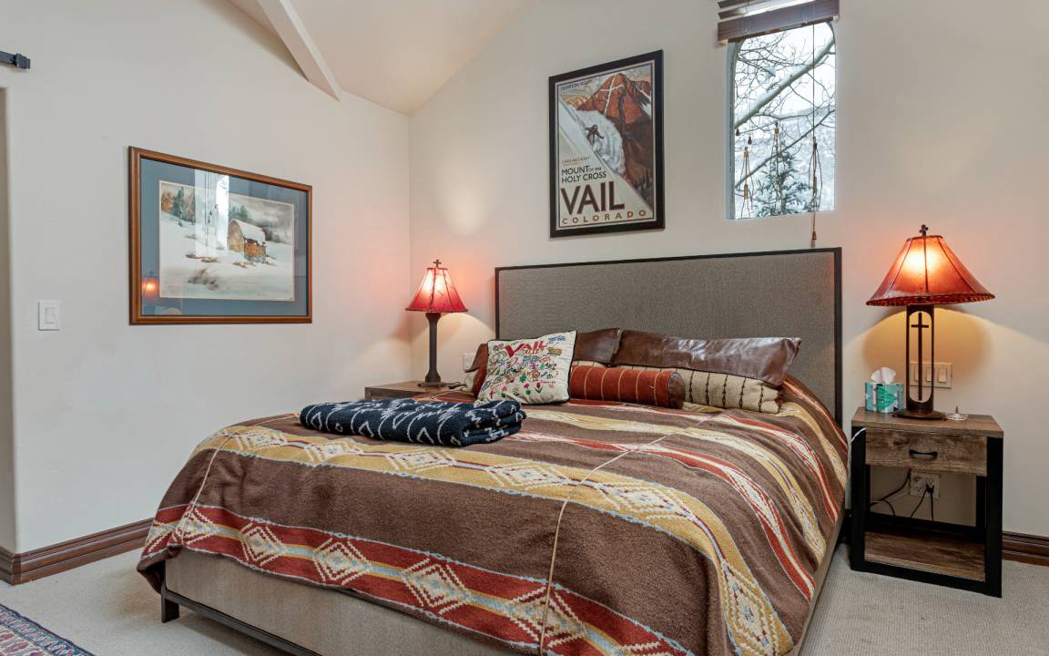 Photo of Bedroom in Highland Meadows