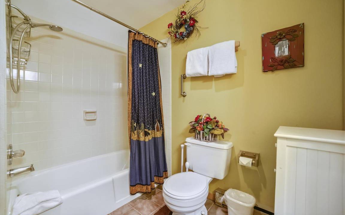 Photo of Bathroom in Frisco