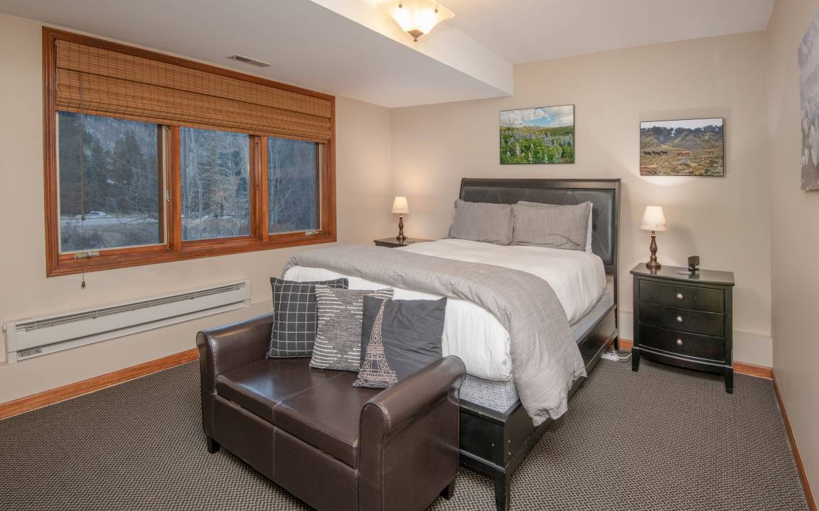 Photo of Bedroom in Vail