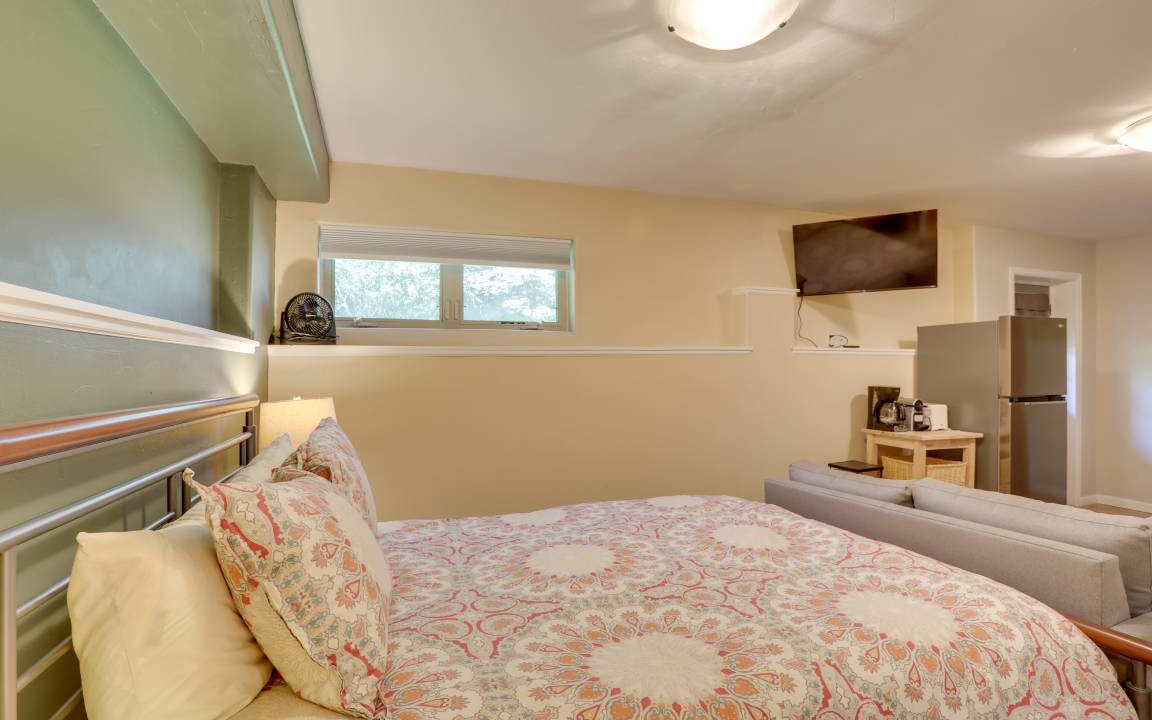 Photo of Bedroom in Edwards
