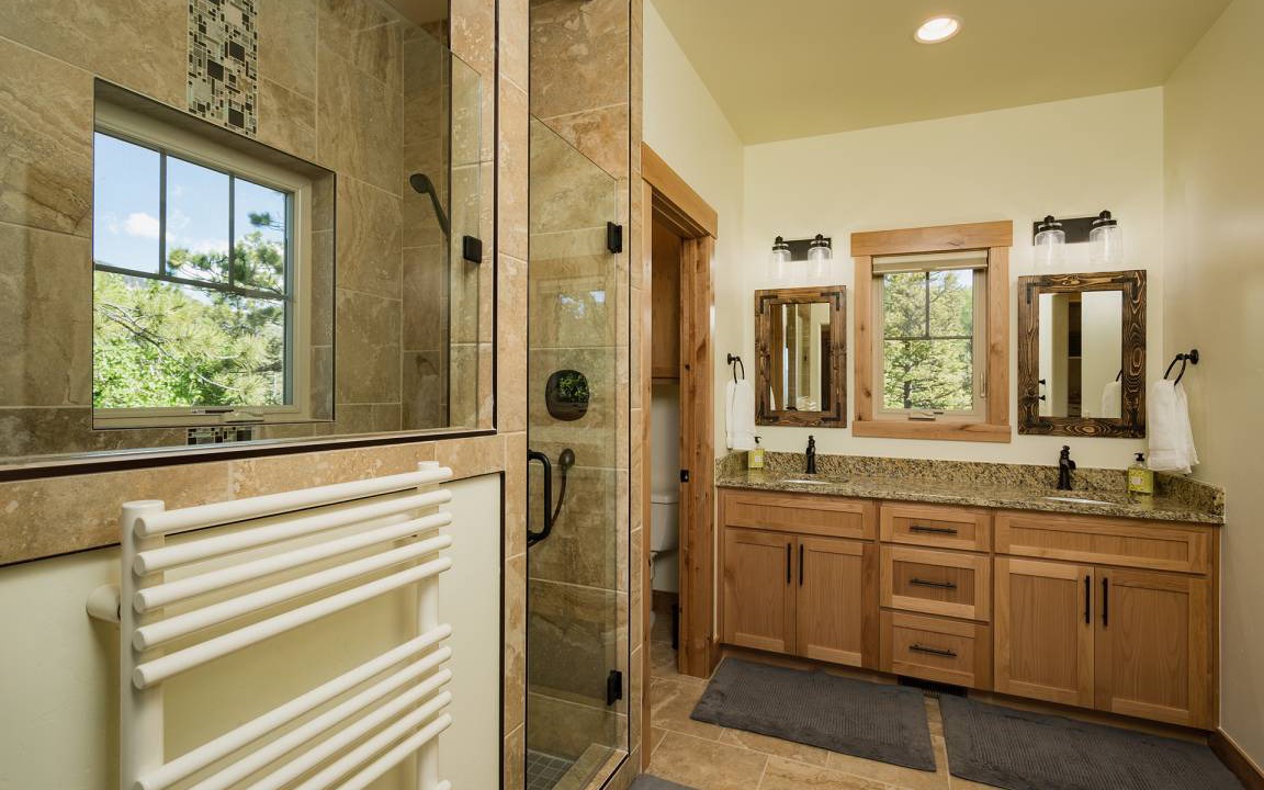 Photo of Bathroom in Columbine Lake